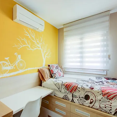 Duplex In Palau-saverdera