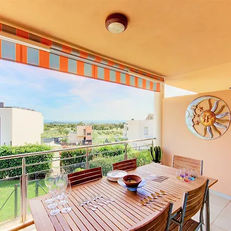 Duplex In Palau-saverdera *