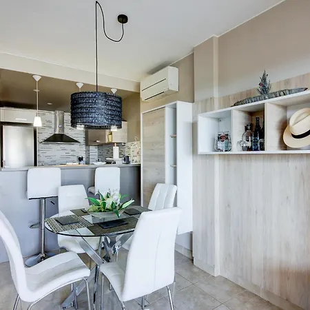 Duplex In Palau-saverdera *